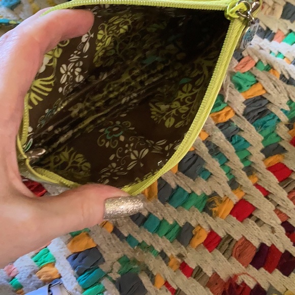 VERA BRADLEY LOT - Picture 10 of 11